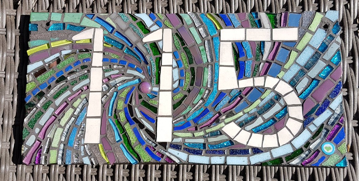 HeartInArt_UK's tweet photo. #Housewarming gifts for someone on the move? .
.
.
#lovemosaics #mosaicgifts #giftideas #eastermoves #handmadehour #etsyfinds
#etsygifts #bespokemosaics https://t.co/ngpAVFwKPf