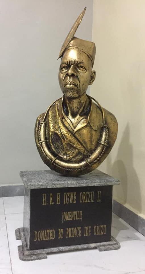 Coal_City's tweet photo. Meet 28 year Old Lotanna Anazodo, who is an Amazing Sculptor.

He has Sculpted the statue of H.R.H Igwe Kenneth Orizu, Archbishop Benson Idahosa and Kingdom. Dr Ifeanyi Okowa etc 

👏🏽👏🏽👏🏽

#CoalCityConnect https://t.co/37bcXU7Lzt