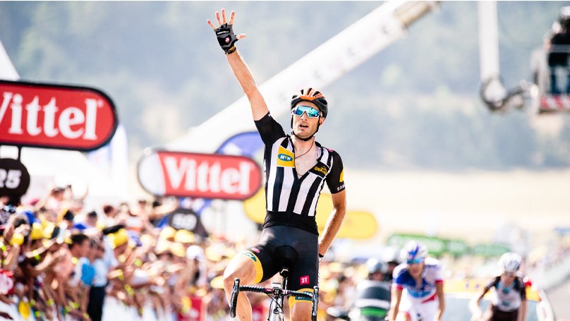 FlashSpon's tweet photo. #FlashCareerHighlight
What’s your most memorable moment in your career?
@AnthonyGarstang - “I was working at @LeTour in 2015, and the standout moment was when Steve Cummings won on #MandelaDay.” #TDF15 #MTNQhubeka
Photo: Gruber Images https://t.co/lbwo5HJk15