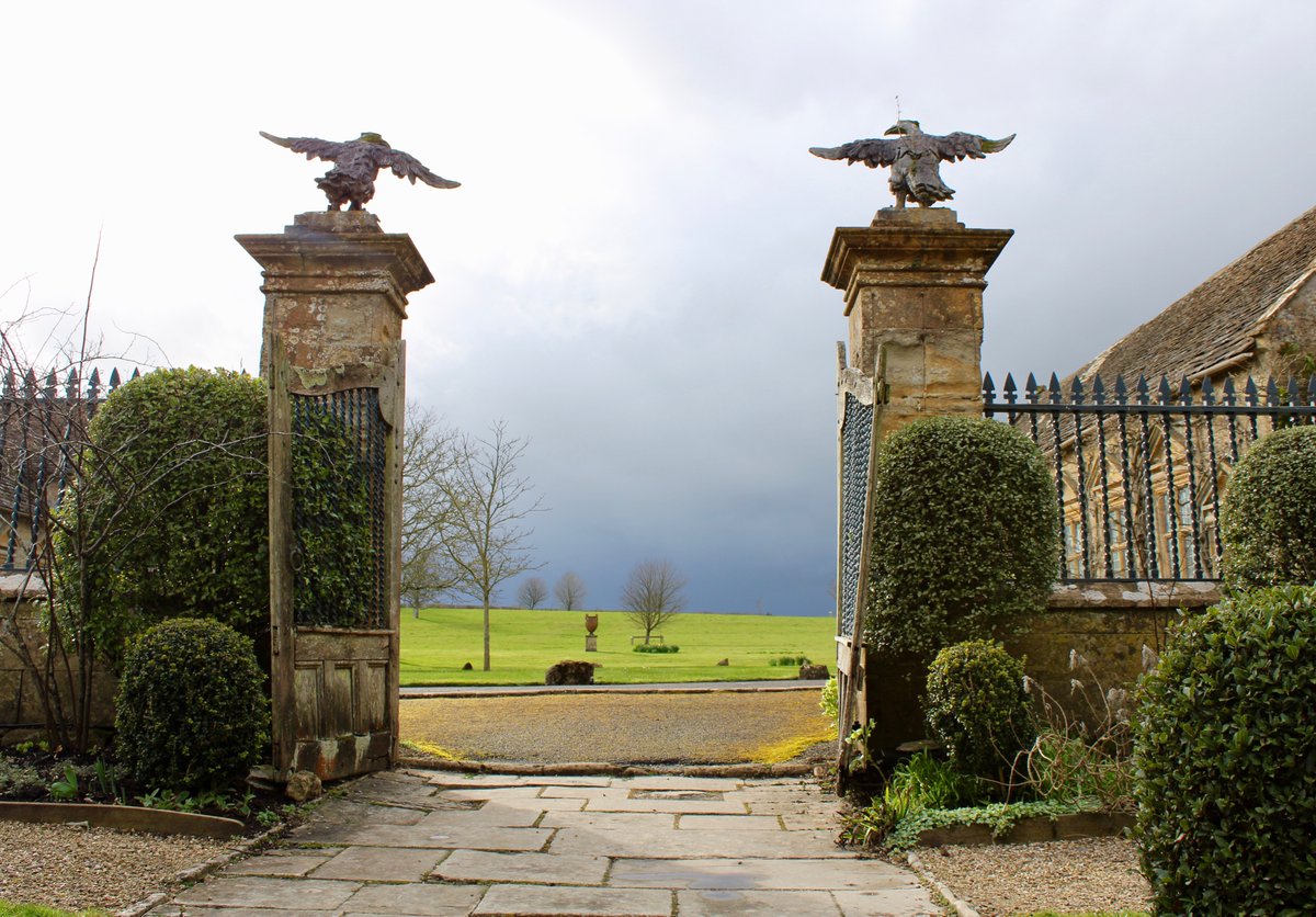 Fancy a stroll?  Mapperton Gardens are open (local visitors only until Monday 29th March) - all advance tickets and Gardens Season Pass tickets available via mapperton.com

On 12th April The Coach House café re-opens for outdoor service, offering hot drinks and snacks.