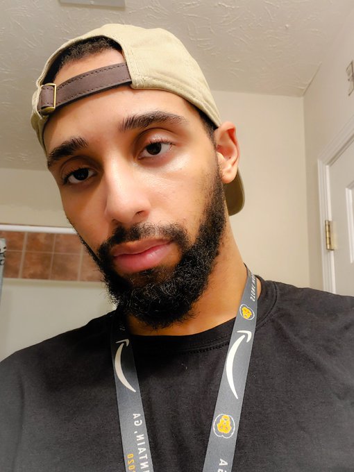 I been horny at work all day.🤍 https://t.co/y4MCXvWDYz