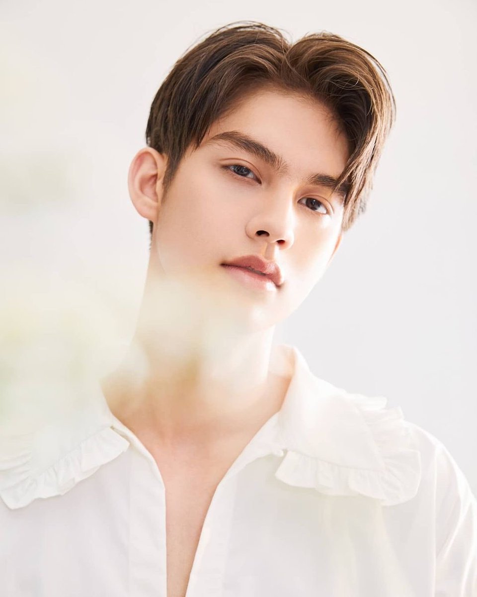 bbrightstudio's tweet photo. 𝙴𝚝𝚑𝚎𝚛𝚎𝚊𝚕 https://t.co/q9M7Aee05Z