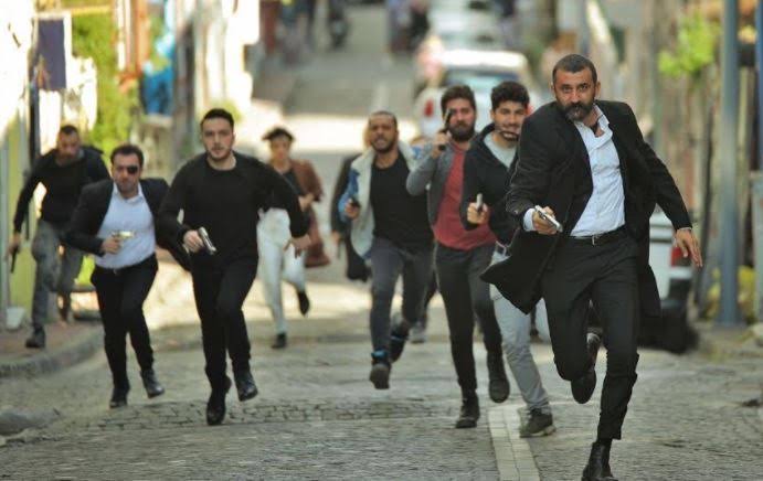 HavinAlkan2's tweet photo. Sınıf grubuna yeni tag açıldığını söylemişimdir #KabinedenİptalBekliyoruz https://t.co/1XSEbmIEUo