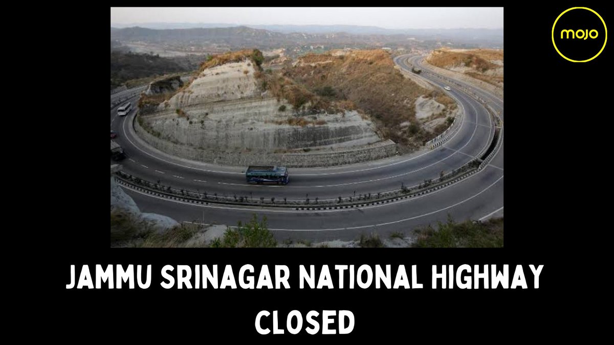 themojostory's tweet photo. #Jammu #Srinagar National Highway closed due to incessant rainfall in #Panthial area of #Ramban. Authorities have announced closure due to #landslides triggered by rain. The #meteorological department forecast more rain and snow during the next 24 hours. https://t.co/8Id5pFxUNt