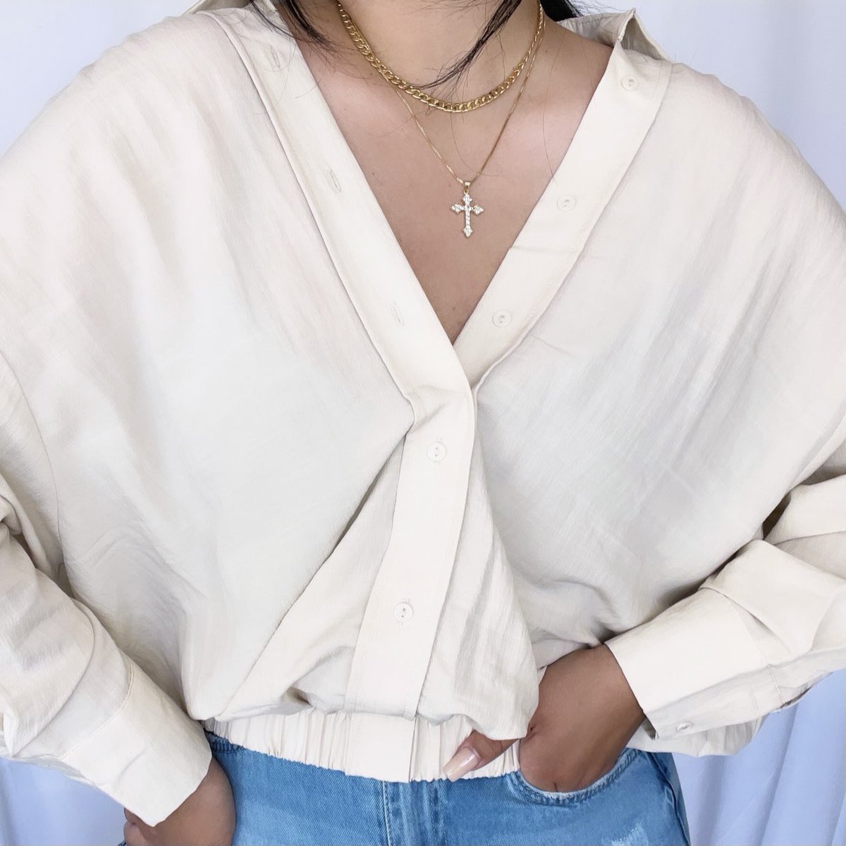 rosieceja's tweet photo. New arrivals available tomorrow 3/23 at 12 pm on https://t.co/l9XTrhd8Ha 🤍 https://t.co/aTRHU1R0uh