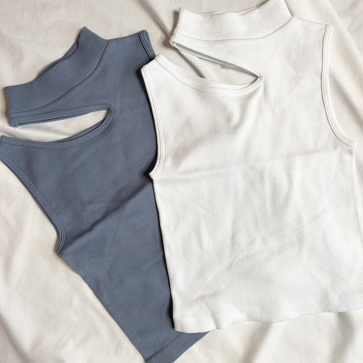 rosieceja's tweet photo. New arrivals available tomorrow 3/23 at 12 pm on https://t.co/l9XTrhd8Ha 🤍 https://t.co/aTRHU1R0uh