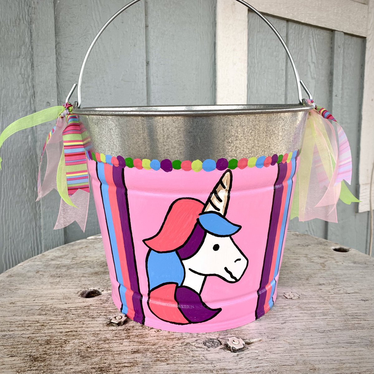 raeleecapry's tweet photo. If you missed the order for Eater Pails you definitely missed out! I will be making some starting in early September for Halloween. Be sure to order your baby/babies one πππ£
#RaeleesWoodCrafts #easterbuckets https://t.co/V3lBR8DXQE