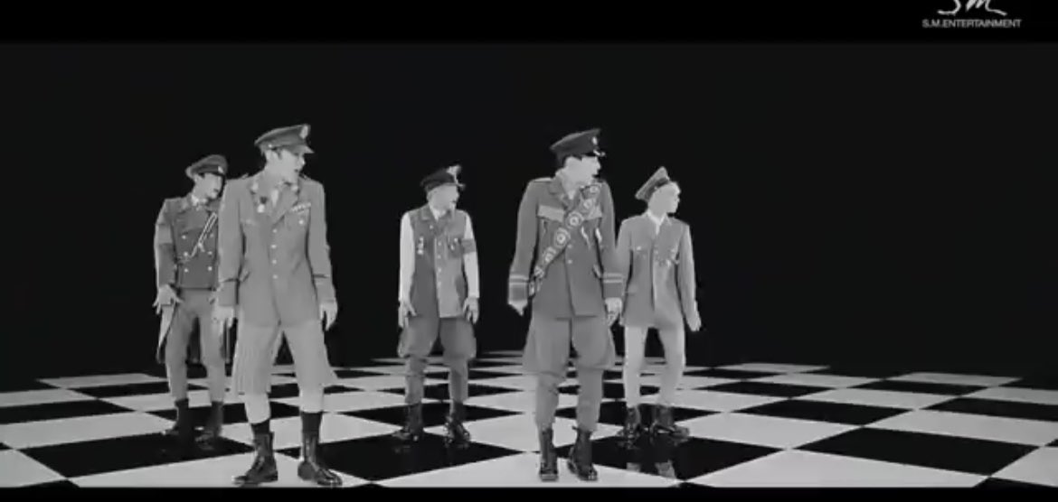 “Everybody” music video had suits resembling nazi or “Nazi Chic” attire that was popular in kpop in the past.
