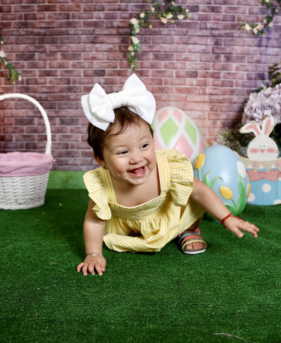 imagesbymomo's tweet image. My heart melted when I work with these cuties. It is NOT easy 🥸#Easter2021 #easterminisession #htx #htxphotographer