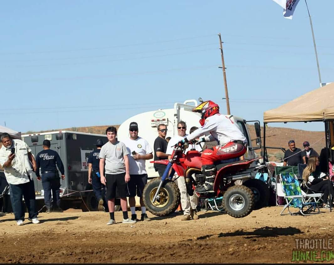 jrsduly's tweet photo. Robertson Racing 
Bringing 3Wheelers  Back to Tracks and Trails ..
#atc #250r #hondahoarders #trike #robertsonracing2 #atv #mx #moto #fmf #fmx https://t.co/dFWoZyUv8Q