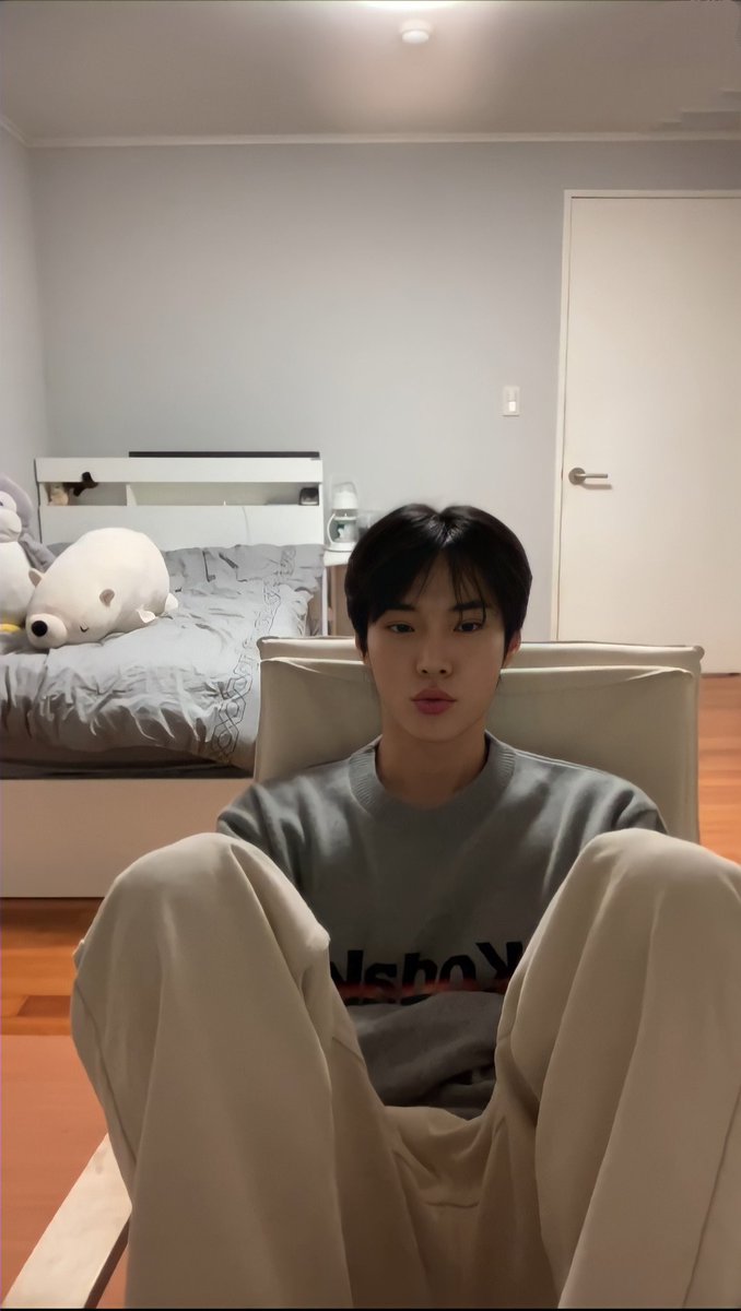 nctzh ON 💡 check pinned 📌 tweet media