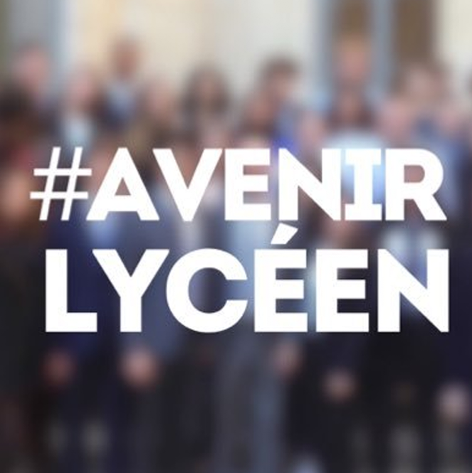 MathsRouge's tweet photo. Pas(ou si peu) de moyen supplémentaire et aucune volonté politique...
M. Blanquer, le débat n'était pas de fermer ou d'ouvrir l'école, mais de s'en donner ou pas les moyens...
L'école est malade, vous ne lui avez pas donné les moyens, trop occupé à poursuivre son démantèlement. https://t.co/M9HEX227lR