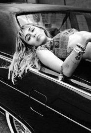 mileymajesty's tweet photo. MILEY CYRUS – SHE IS COMING ERA. https://t.co/RFt4Mgdsn6