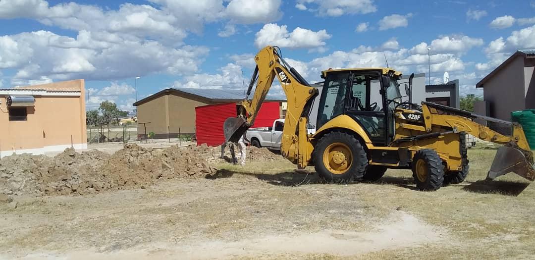 750Construction's tweet photo. Day 1.
Okahao.
Any place on earth that can hold a building.

@750Construction. https://t.co/O2hKD7E1ry
