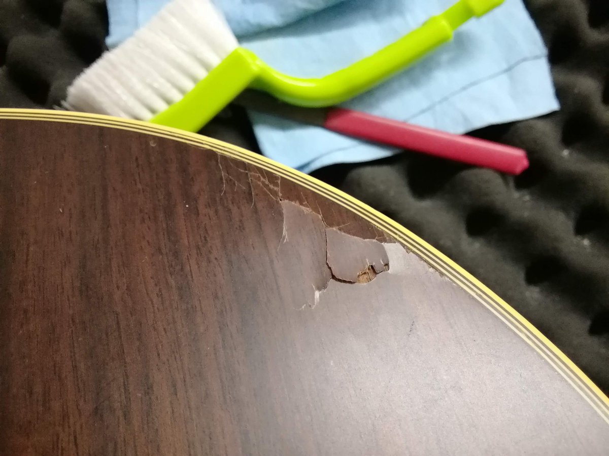 繕 Guitars つくろい ギター 合板突板の補修例 単板とは色々違います ギターリペア ギター Guitars