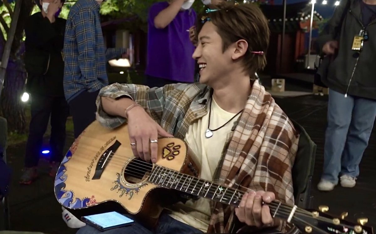 pcysarchive's tweet photo. i love you chanyeol https://t.co/ZDCVnW89bs
