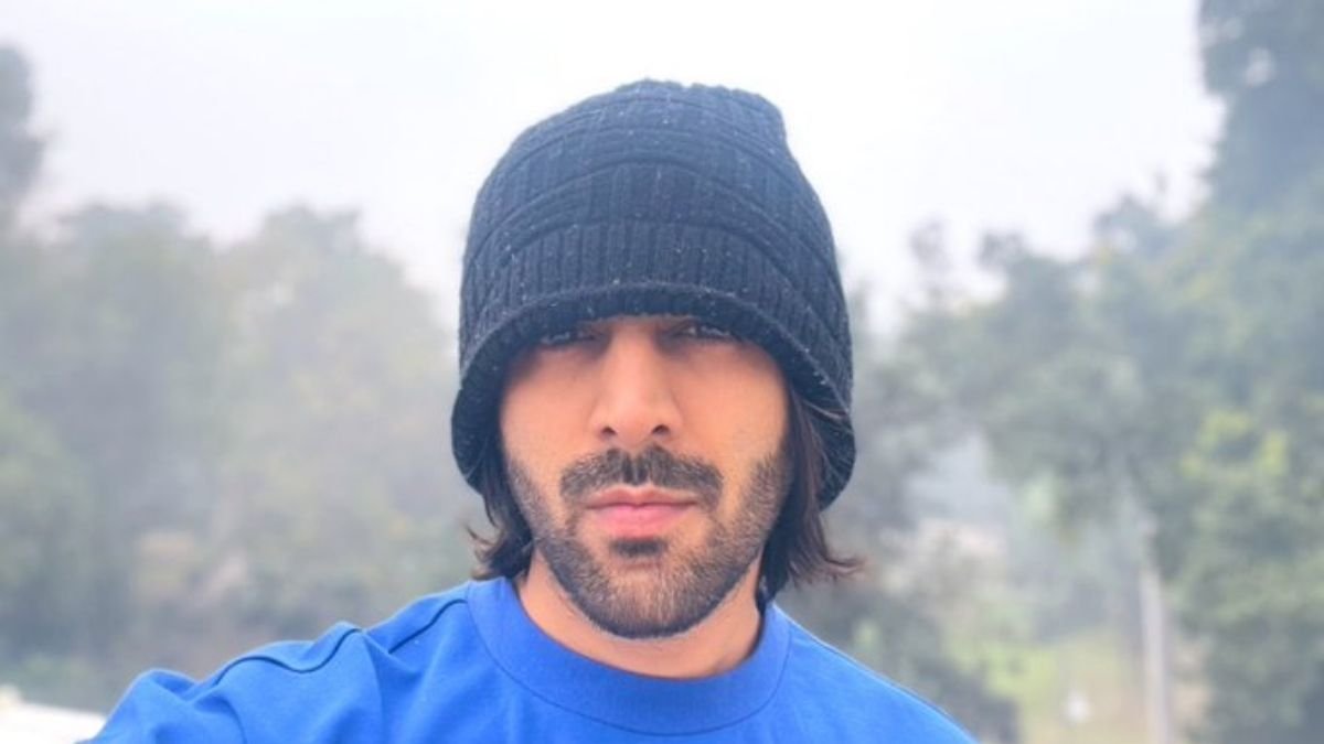 CheshtaBakshi's tweet photo. Kartik Aaryan was active on social media who motivated people to stay safe during the pandemic
#BhoolBhulaiyaa2 #Covid19 #Dostana2 #KartikAaryan #Digpu #News
https://t.co/LQA1Q7QdbD https://t.co/KVDlD3Ywsx