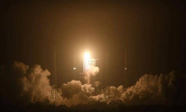 CNYouthStudio's tweet photo. [Insight]
| New rocket makes successful flight • 长征七号改遥二运载火箭成功发射|

Link：
https://t.co/9dcjmI0x4z https://t.co/WQHzvy4XNK