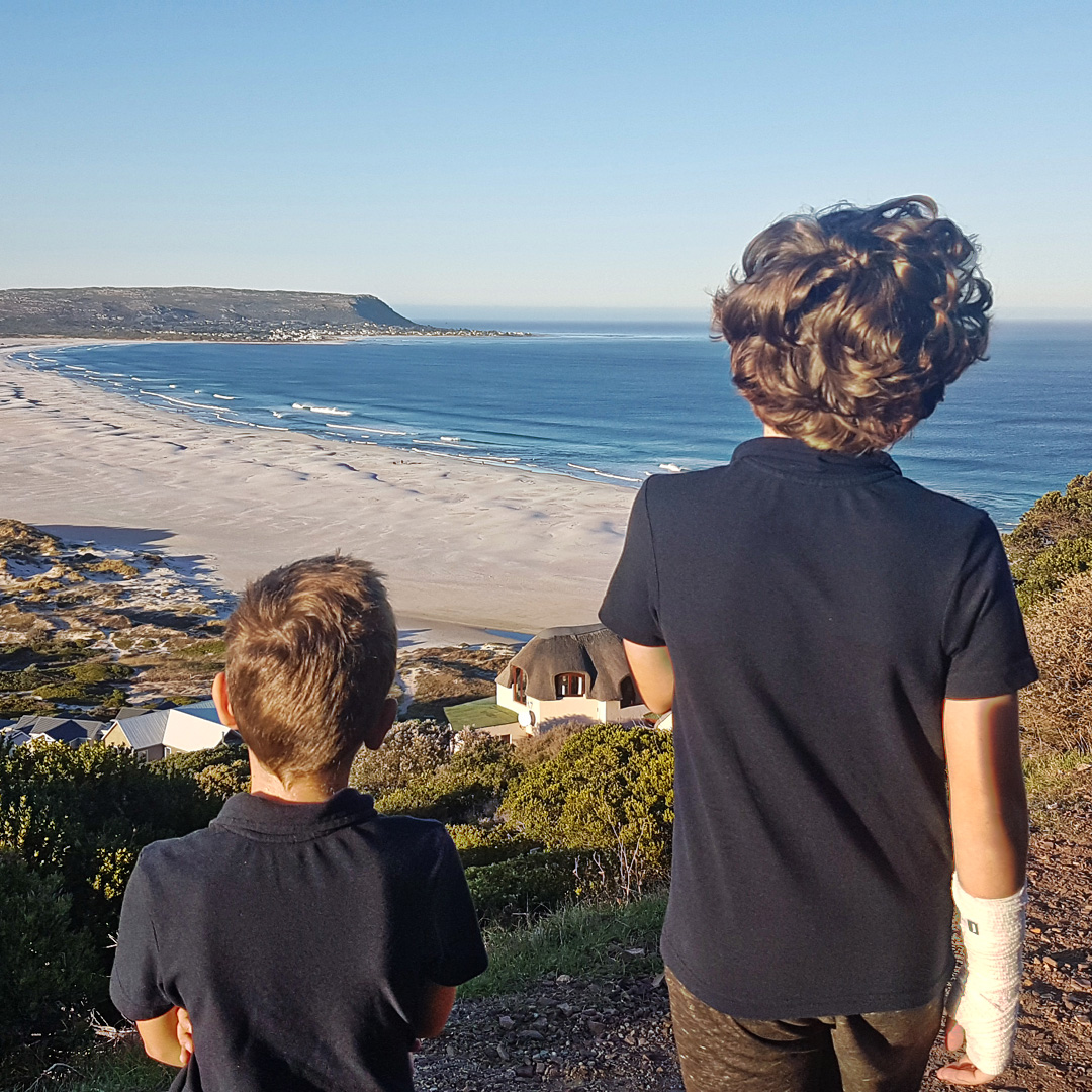 #Atlantic #surfreport Tuesday March 23. Grom #schoolrun #surfcheck. Boys reckon it is mall swell but with a nice E bergish wind blowing. High tide around 10 am. Could be a few runners in some of the corners &amp; secret spots up the coast. Have a great week. #gromlife #gosurf #theoom