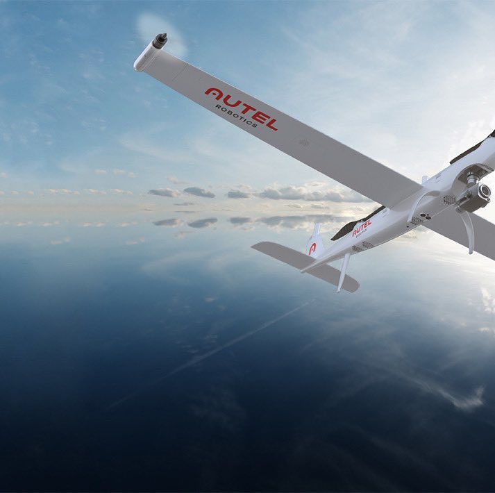 DroneQ_Robotics's tweet photo. De Dragonfish is naar ons onderweg! Binnenkort kunnen we testen en demonstratie uitvoeren op de gebied veiligheid surveillance voor land, kust en open water. Vliegduur deze versie: 2 uur! #drones #space53 #metip #reddingsbrigade #droneporteemshaven https://t.co/97X8l8DSj2