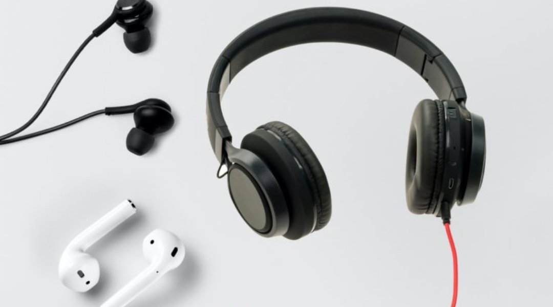 DATAportl's tweet photo. Press Release: “ANC-enabled devices will account for +70% of the total headphone &amp; headset market by 2026” – learn more about the findings from our latest study on ‘Next Generation ANC’: https://t.co/y4LvrP6PbR #ActiveNoiseCancellation #TWS #heaphones #headsets #earbuds #audio https://t.co/577ZBJHVeZ