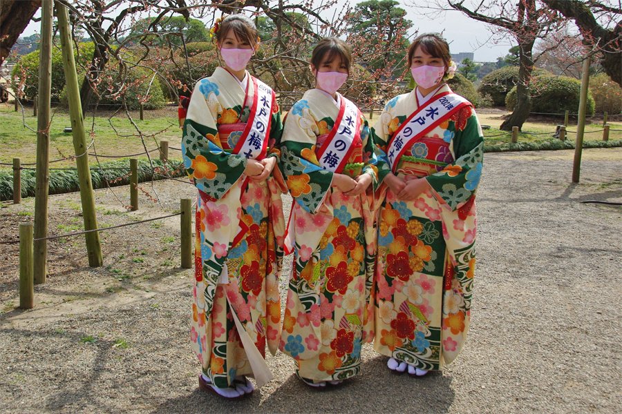 くろばね商店会 水戸の梅まつり 21 03 21に閉幕 くろばね商店会hpでは 水戸の梅大使さんなど 偕楽園 弘道館 の写真を大特集しました T Co Y6kfdivpte