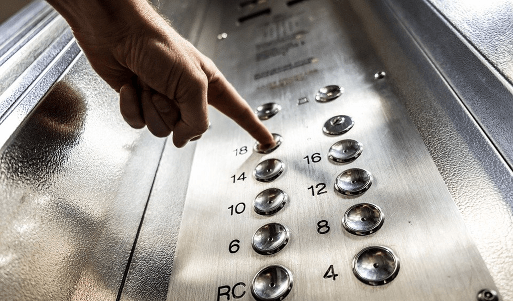 uponthisday's tweet photo. #OnThisday Headlines #OTD

- World’s first passenger elevator installed by the #OtisElevatorCompany in 1857
- The #FirstBoerWar ended in 1881
- #Titanic won 11 Academy Awards in 1998
- #ChakaKhan was born in 1953

More here https://t.co/sX0RxlMdiz https://t.co/3s21BRVSMv