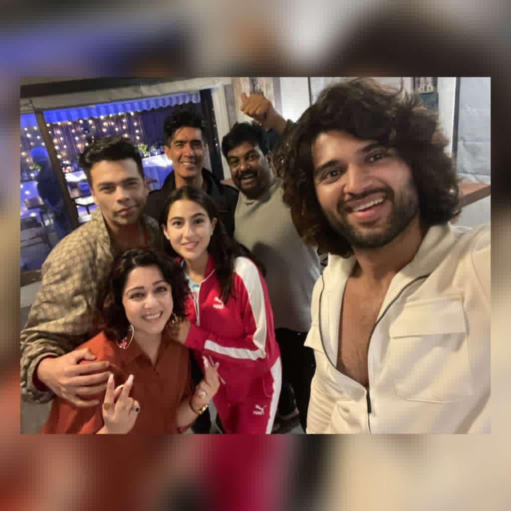 VDFansHub's tweet photo. Repost from @Charmmeofficial
When ART brings ARTISTS together , this is what it looks like ๐ค๐โค๏ธ๐
@TheDeverakonda @karanjohar #SaraAliKhan @ManishMalhotra #PuriJagannadh ๐คฉ @SaraAliKhan950 #VijayDeverakonda
@PuriConnects #ADDAA #mumbai #PC #Liger
Follow :@VDFansHub https://t.co/CPSmvc5pdM