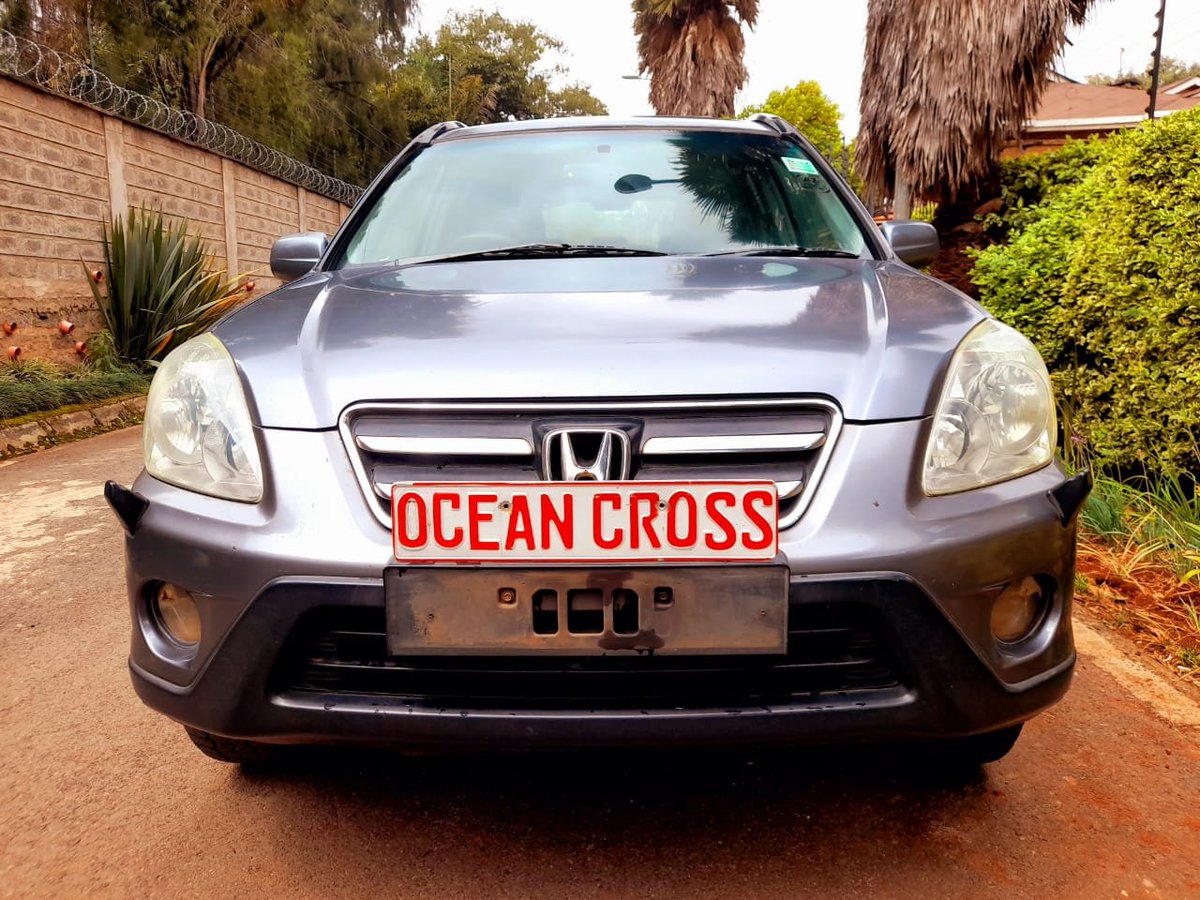 CrossAutos's tweet photo. My customer could be on your TL kindly RT like my hustle
2005 Honda CR-V 2.0i LS
AWD
5 Spd MT
Mileage 221882 Km
Moon roof
KES 800,000
#Kibaki #Miguna #Nairobi #uhuru #WomenWhoCode #FinancialLiteracyKE #Nakuru #Kuwait #KenyaPower #MpesaBusinessTill https://t.co/l7lxDJB1O0