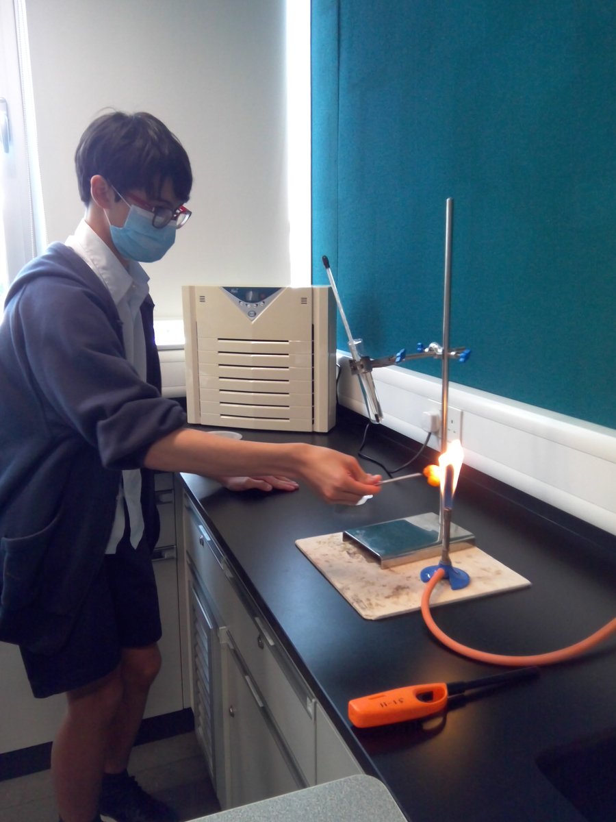 Year 9 burning different foods to calculate the energy they contain. 
#sciEd #science #biology