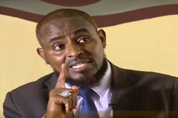 Theinformerke's tweet photo. "I don't hate the Deputy President. Of all the thieves in senior leadership positions, he is the only one that appears to care. He can be a good preacher, just not a president," 2013 Presidential candidate Mohammed Abduba Dida.
#UhuruMalizaUende #FallAndFallOfRuto #UDAafterMacha https://t.co/LTE8JTaCkO