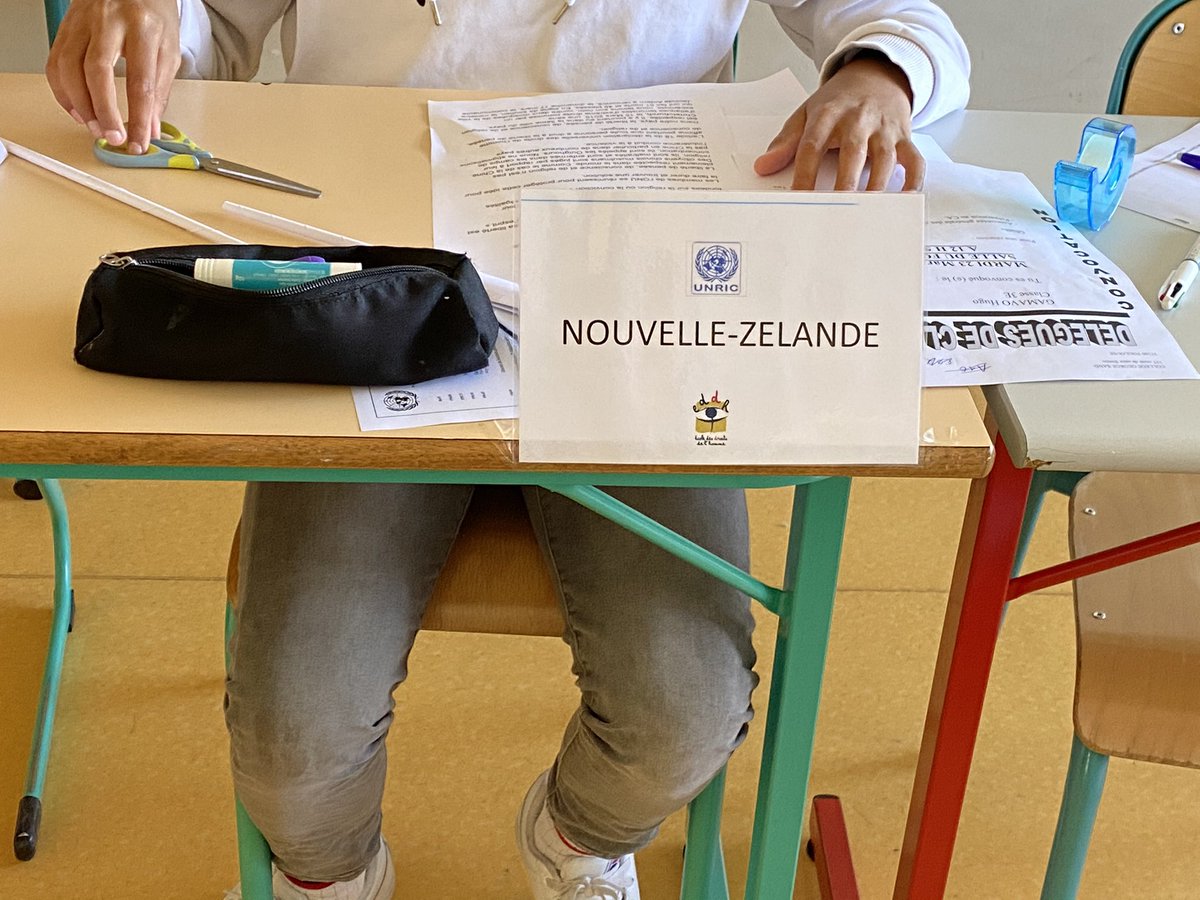 CollegeGSand's tweet photo. [Citoyenneté] Avec les collèges @GrandMirail31, #JacquelineAuriol et #FrançoisMitterrand, ce sont au total 28 États qui prennent la parole aujourd’hui. Covid oblige, c’est en visio que l’activité se fait dans le cadre du #PLC du CD de @HauteGaronne 2/2 https://t.co/ZeTo1O8FGl