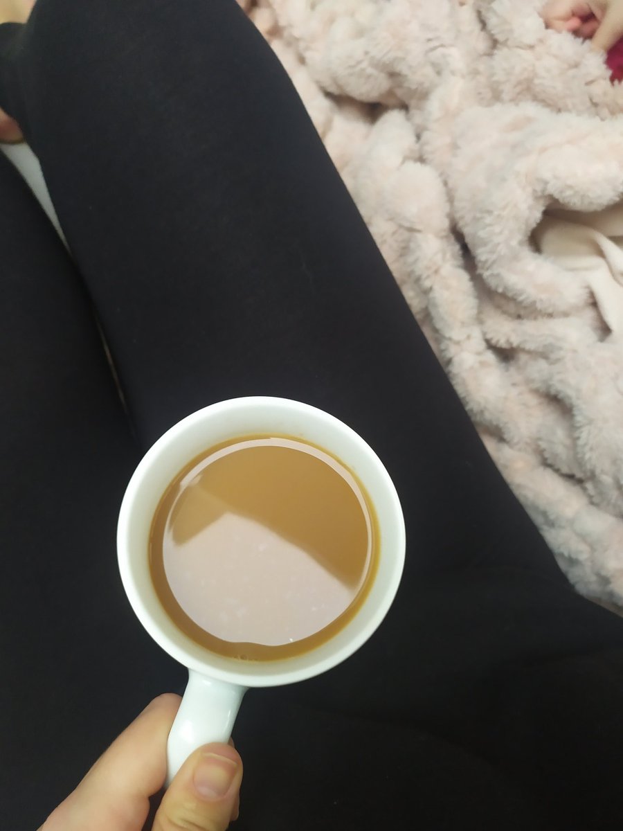 TheFinancielle's tweet photo. What's your first cup of the day? ☕ Ours is a strong English breakfast tea, drop of milk
#breakfasttea #breakfastcoffee #twinings #pukkatea #nescafe #nespresso https://t.co/4bU1qFMah8