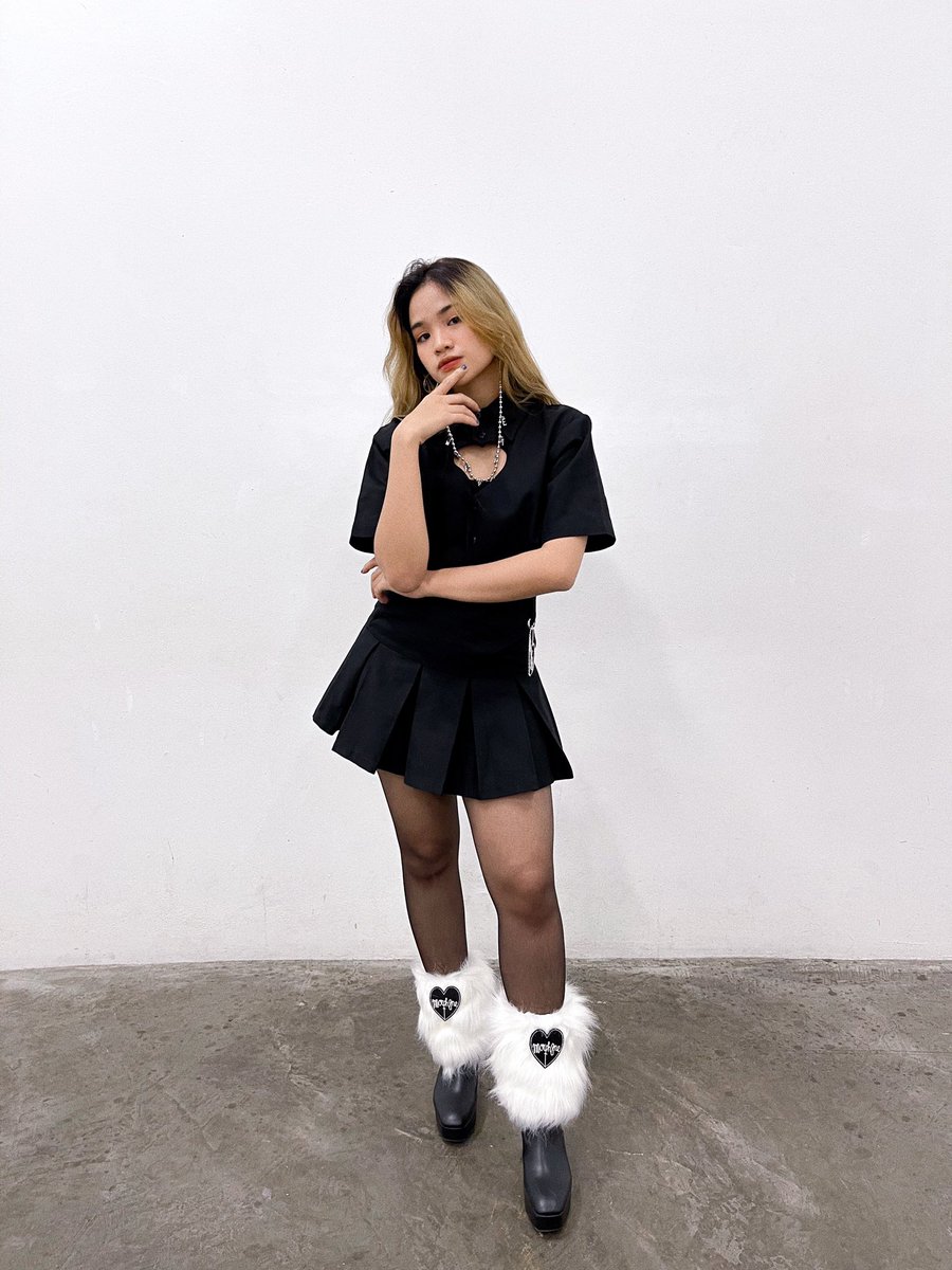marchwasow's tweet photo. 🖤🤍 #Sixter #TouchSixter #Tpop https://t.co/8tTDeVLBVQ
