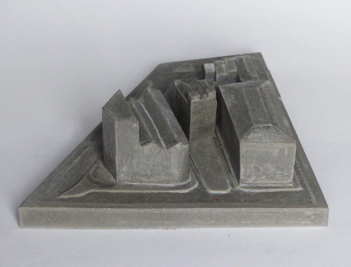 B15workshop's tweet photo. Site model in plaster. Cast in a one-use grey board formwork entirely home made by @TheMSArch 2nd year student Ruben Greyson. #architecuralmodels #modelmaking #plastercast #manchesterschoolofarchitecture #sitemodel #homemade https://t.co/CgZfDDxObT