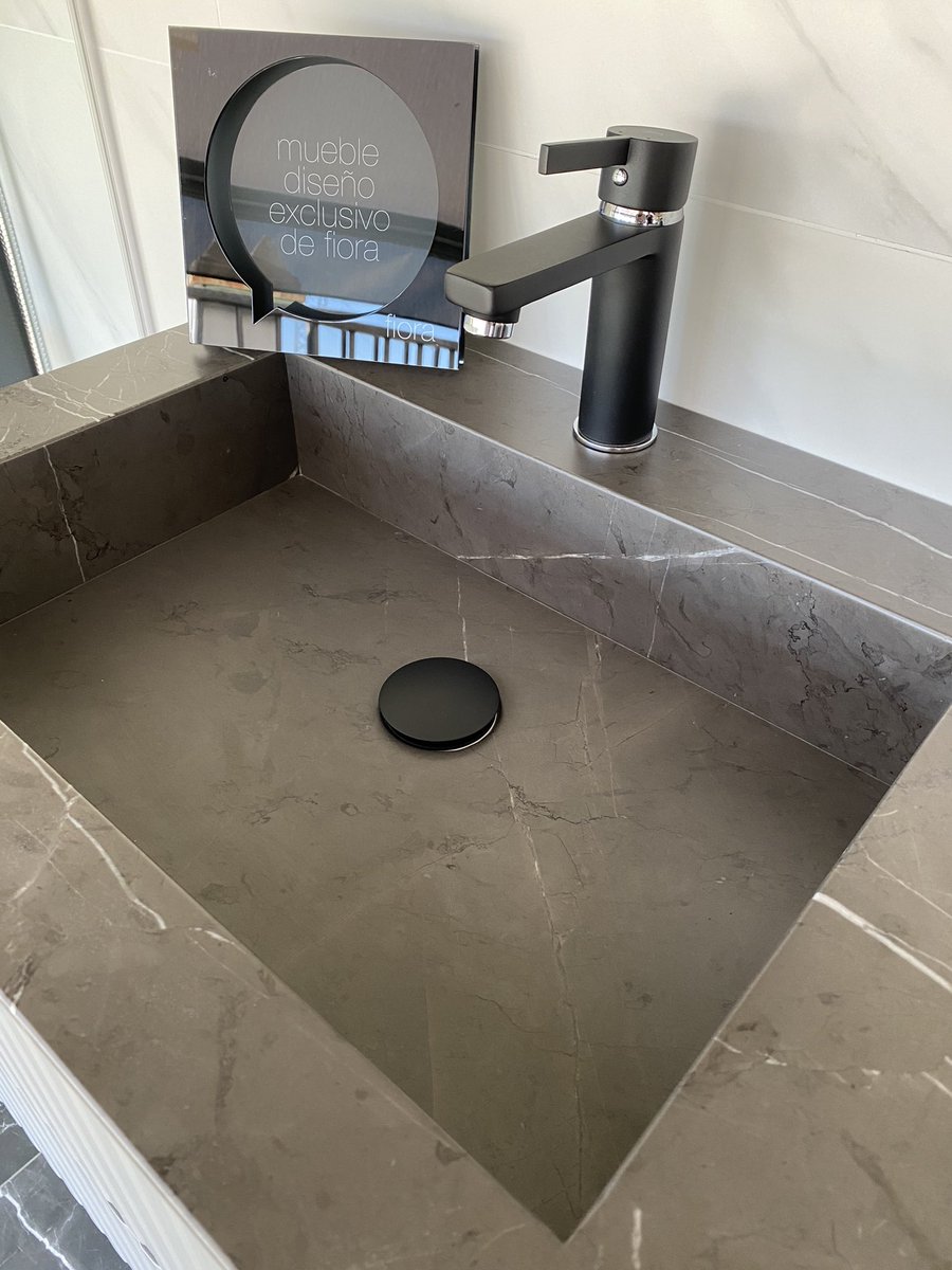 CoexmatGamma's tweet photo. Buenos días!!
Os mostramos el último conjunto que hemos montado en nuestra exposición. 
Mueble de baño de @FioraBath disponible en varios acabados, colores, medidas... https://t.co/xG1XpswiE4