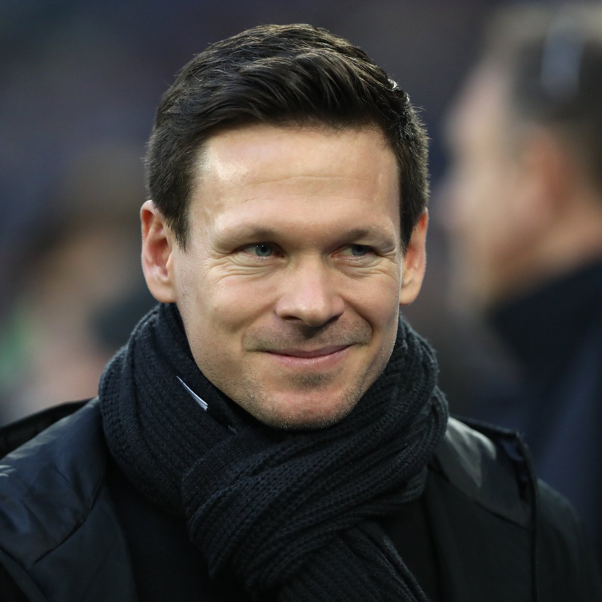 s04_es's tweet photo. ¡Muchas felicidades, Sascha #Riether! 🎉
#S04 | 🔵⚪️ | #FelizCumpleaños https://t.co/tDr8hihhtb
