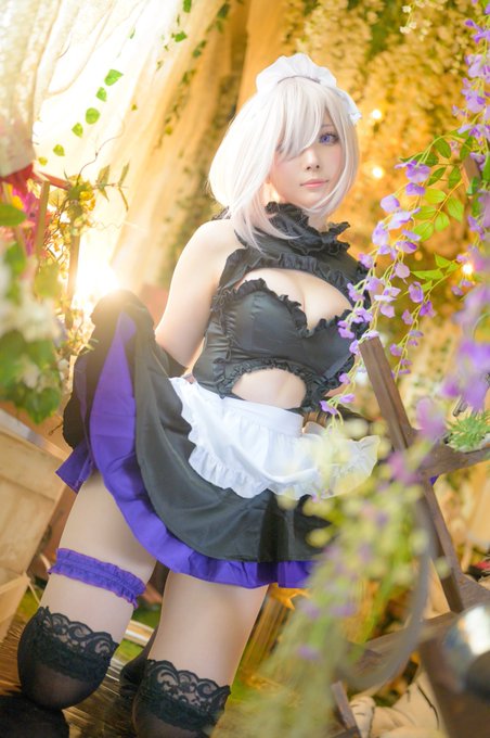 コスプレイヤーイズ氏のTwitter画像49