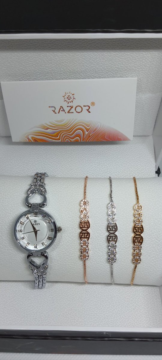 quiet_watches's tweet photo. بشرى سارة لزبائننا الكرام 
*بمناسبة يوم الأم* 
متجر ساعات هادئة يقدم لكم خصم على جميع الأطقم .
١) طقم ساعة ماركة ريزور + ٣ أساور ب ١٠٠ ريال.

٢) طقم ساعات توينز ماركة زايروس ب ١٧٠ ريال.

يبدأ العرض من ٢١ مارس إلى ٢٤ مارس

https://t.co/6CIQ26gD93

#ولي_العهد_الامير_محمد_بن_سلمان https://t.co/mETNwrFZUb
