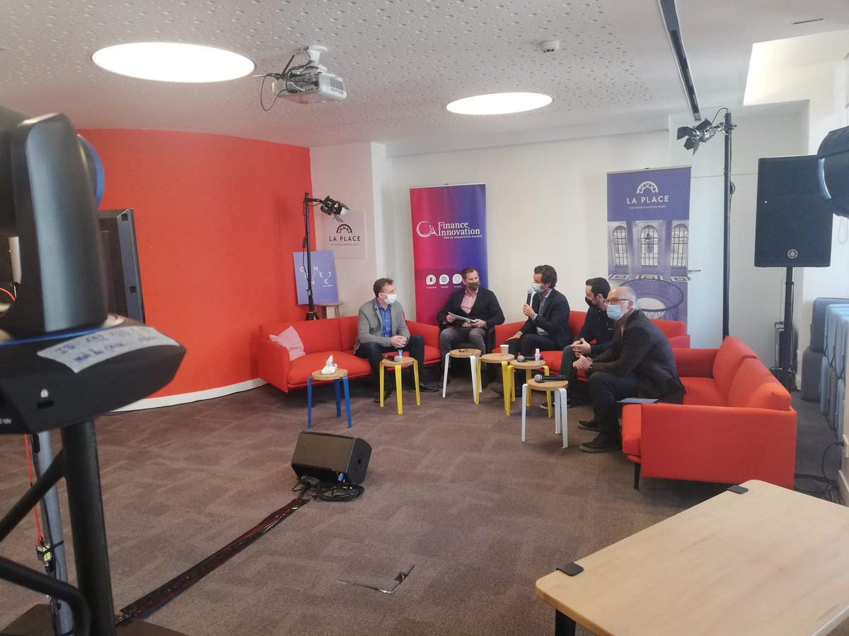 MNibourel's tweet photo. Openbanking et fidélité en Live @LaPlaceFintech avec @financeinnov 
"L'API pour remplacer le scraping..quand ça marche".
Parlons cashback, data.. jusqu'a 12h
👉https://t.co/r3XOK9HWts https://t.co/72jI7g6Due
