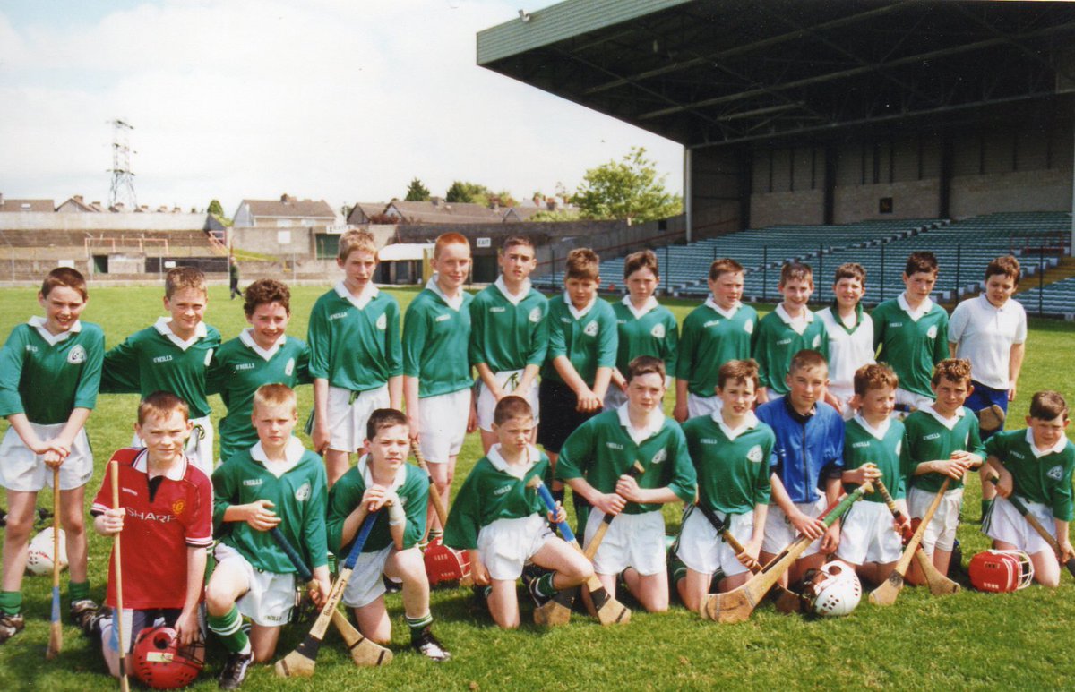 Kilmallock BNS, in white, won the South Limerick Cumann na mBunscol Roinn A hurling final in the <a href="/LITgaelicground/">TUS Gaelic Grounds</a> in 2000. Kilfinane NS were runners-up <a href="/AllianzIreland/">Allianz Ireland</a> #AllianzCnmB50 @SMactiveflag <a href="/blackrockgaa/">Blackrock GAA Club</a> <a href="/KilmallockGAA/">Kilmallock GAA</a> <a href="/southlimkgaa/">South Limerick GAA</a> <a href="/gavinom6/">Gavin O Mahony</a>  <a href="/seclimgaa/">Mike O Riordan</a>