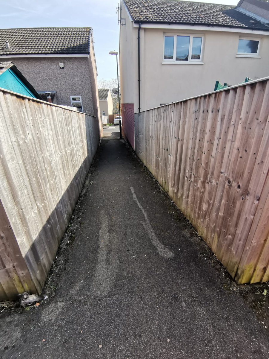 StAnnsMapperley's tweet photo. Limmen gardens alleyway after the team  left great job https://t.co/EjMMCTc55W