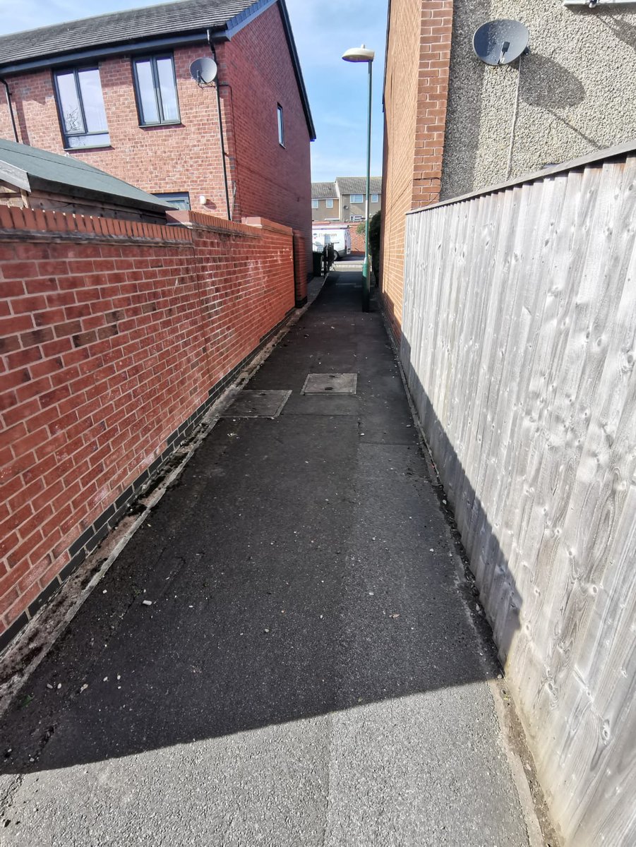 StAnnsMapperley's tweet photo. Limmen gardens alleyway after the team  left great job https://t.co/EjMMCTc55W