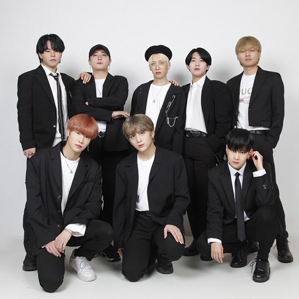 FCLIVE_official's tweet photo. #VOLUMELIVE

#LIMIT ONLINE LIVE
🔹🔸🔹🔸🔹🔸🔹🔸

#HYOJIN, #INHO, #SUNJAE, #JINHO, #SEOKJUN, #WOORAM, #SEUNGHEE が出演します😄

⏰3月28日(日)21:00

🎪 #FCLIVE

❤️#オンラインライブ 後サイン会あり✏️

🎫→ https://t.co/nSIzqHrZPT
TICKET OPEN⭐️3月24日(水)12:00

#리미트 #KPOP https://t.co/l9Po2HbqeI