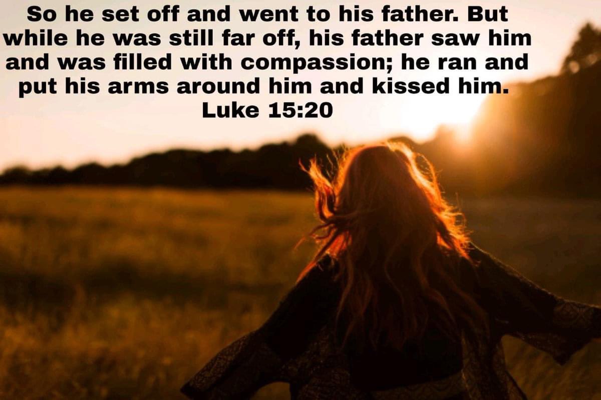 belhavenparish's tweet photo. Every day during Lent we are posting a bit from the Bible that says something about the life and work of Jesus. Day 30 of Lent. The parable of the prodigal son. He was lost and then was found. The father’s arms were open wide to welcome him. Luke 15:11-32 https://t.co/RMl4R2bjjE https://t.co/o7GZq8ApsR