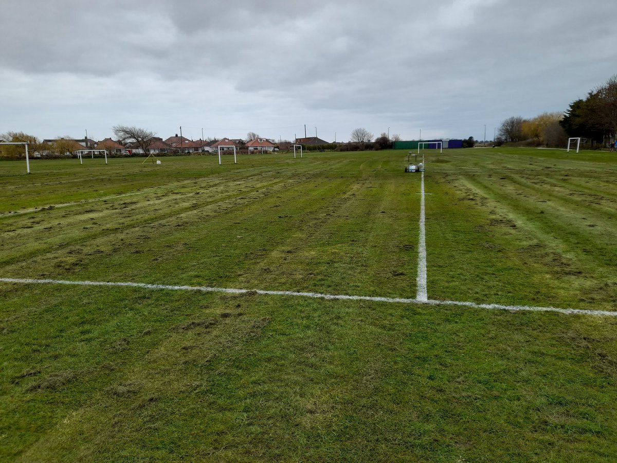 TurfixServices's tweet image. We&apos;re full on now marking grassroots and council sports pitches. 
13 football of various sizes and colours done by @Steve_Pitchmark yesterday.
Today is equally as busy. #linemarking #GPS