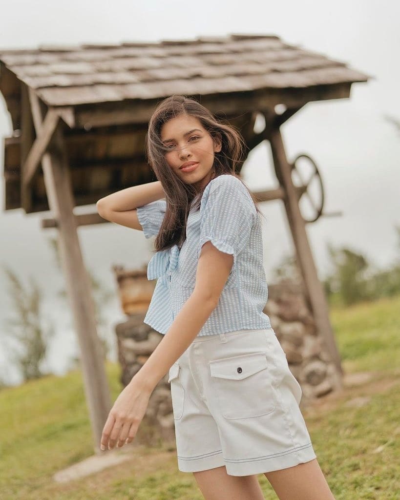 MAiNETrendOFC's tweet photo. #MAINExBENCH
@mainedcm #mainemendoza for #benchsummer2021 πΌ
photos by @charismalico, makeup by @juansarte, hair by @celestetuviera, #styledbymjbenitez, produced by @karenjjardenil βοΈ
Β© @mjbenitez instagram https://t.co/VHVkn1Wqhi