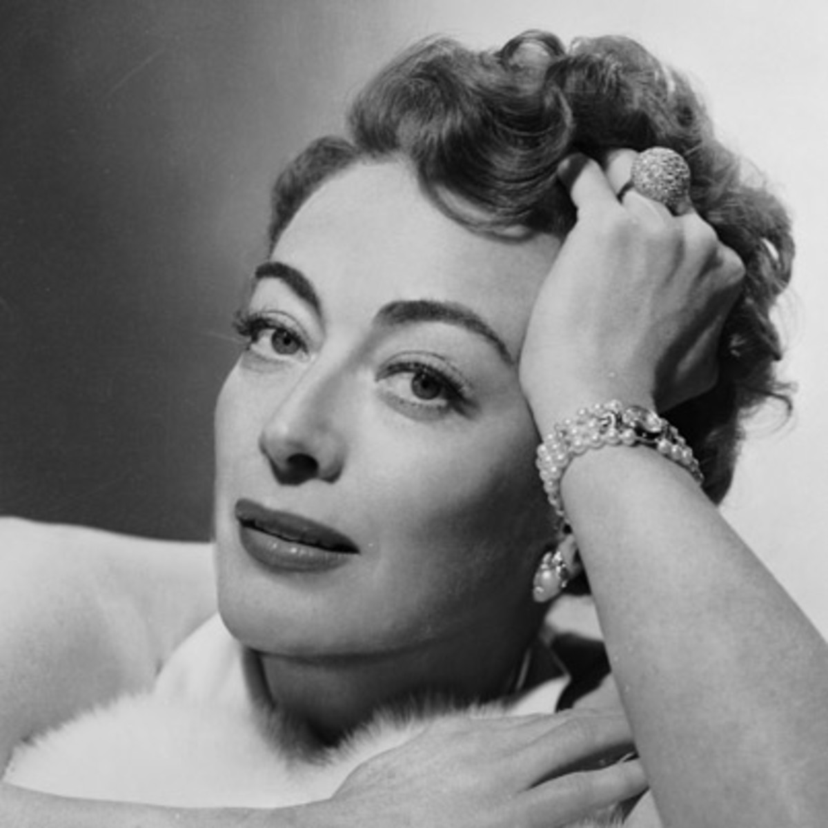 Joan Crawford , legendary actress, rose to star status in 1928 by dancing the Charleston in Our Dancing Daughters, 50 years later her last movie was What Ever Happened to Baby Jane?

#artprevailsproject #perfomingarts #arts #communityimpact #nonprofit