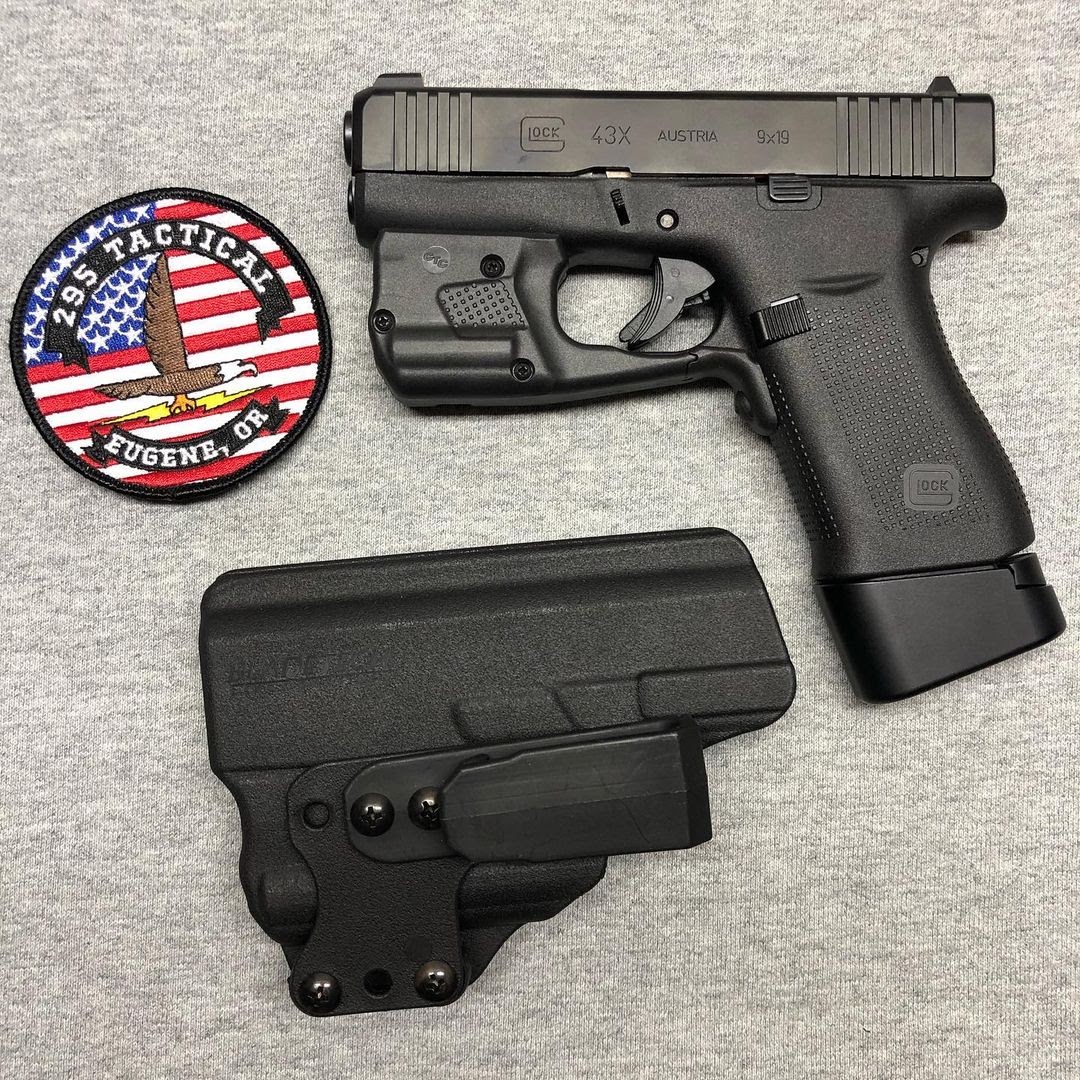 CrimsonTrace's tweet photo. @295tactical is doing #EDC right.
Glock 43x
@hyvenation_ @GLOCKInc
.
.
.
#glock #glockperfection #teamglock #glock43xmos #mos #pistol #9mm #handgun #crimsontrace #completefocus #dealer #railmasterpro #reddot #laser #weaponlight #295tacticalshop #295tactical #edc #ccw https://t.co/pOctPQRmiX