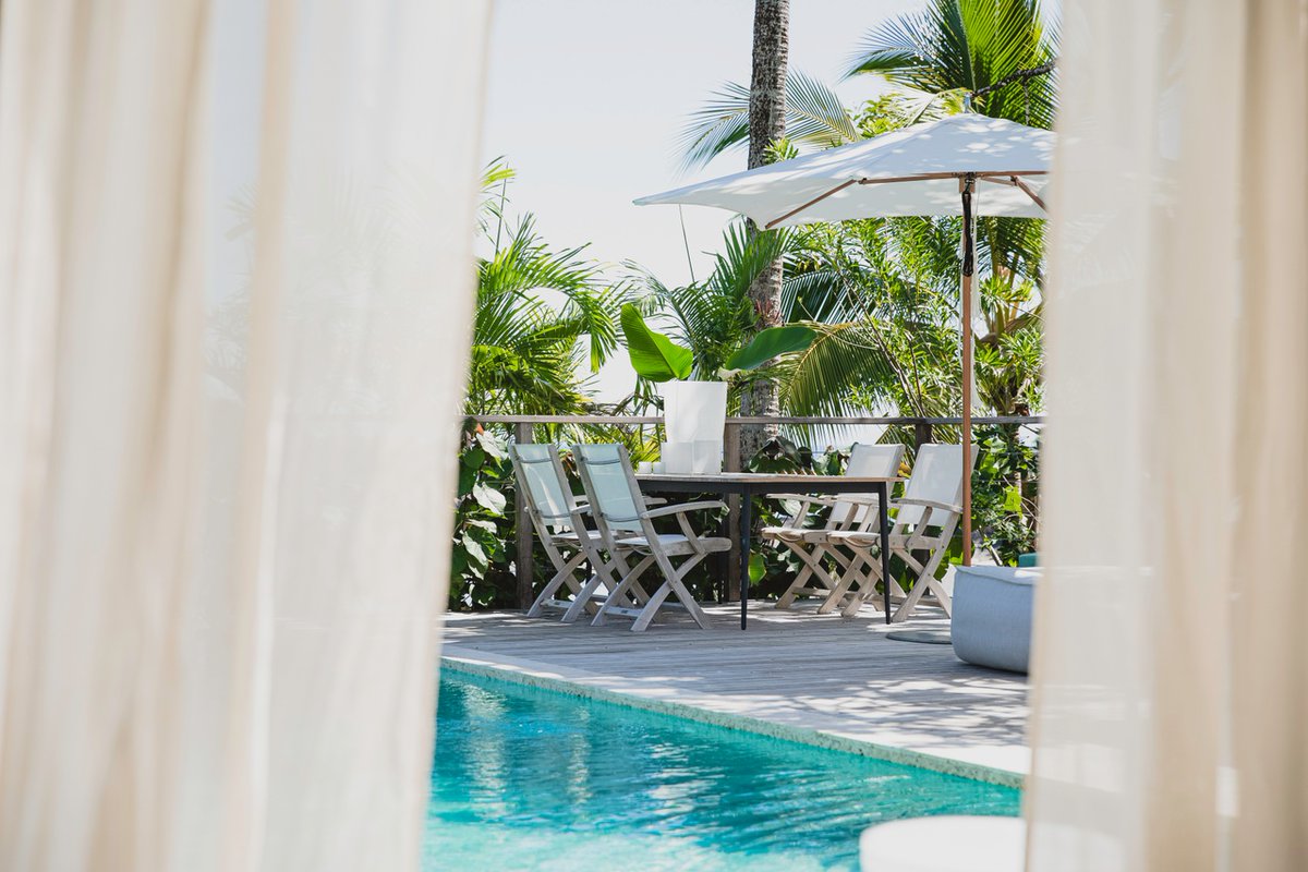 IslasSecas's tweet photo. Lounging around the pool followed by lunch on deck – it doesn't get much better than this 🌴

Relajarse en la piscina mientras disfrutas de un aperitivo... no hay nada mejor que esto 🌴

https://t.co/T3yiaE821E

#Panama #IslasSecas https://t.co/rXKivgYPNt
